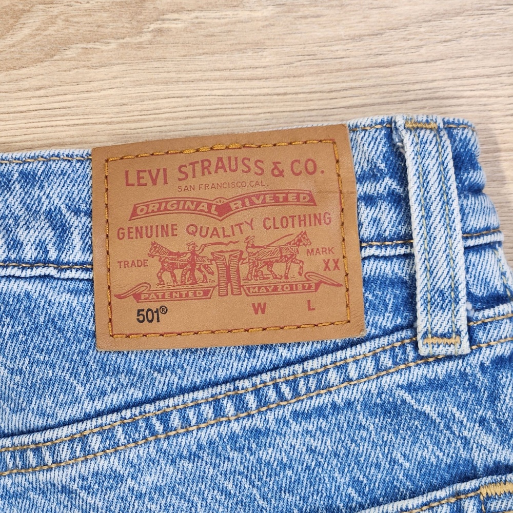 Levis Premium 501 Jeans Womens 26x32 Blue High Rise Button Fly Stretch Denim - Picture 3 of 10